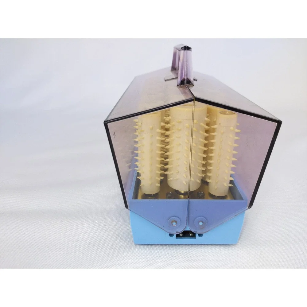 Clairol Kindness 20 Instant Hairsetter Model 761 Blue Vintage Hot Rollers